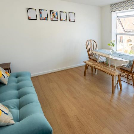 Pass The Keys Modern Stylish Apartment With Parking Bournemouth Exteriör bild