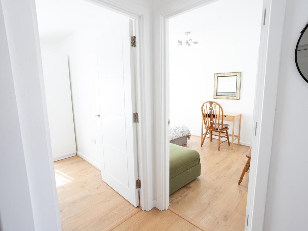 Pass The Keys Modern Stylish Apartment With Parking Bournemouth Exteriör bild