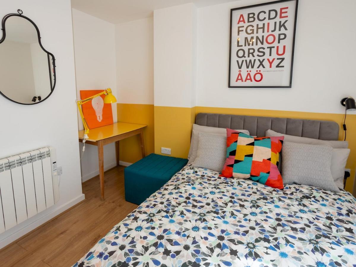 Pass The Keys Modern Stylish Apartment With Parking Bournemouth Exteriör bild