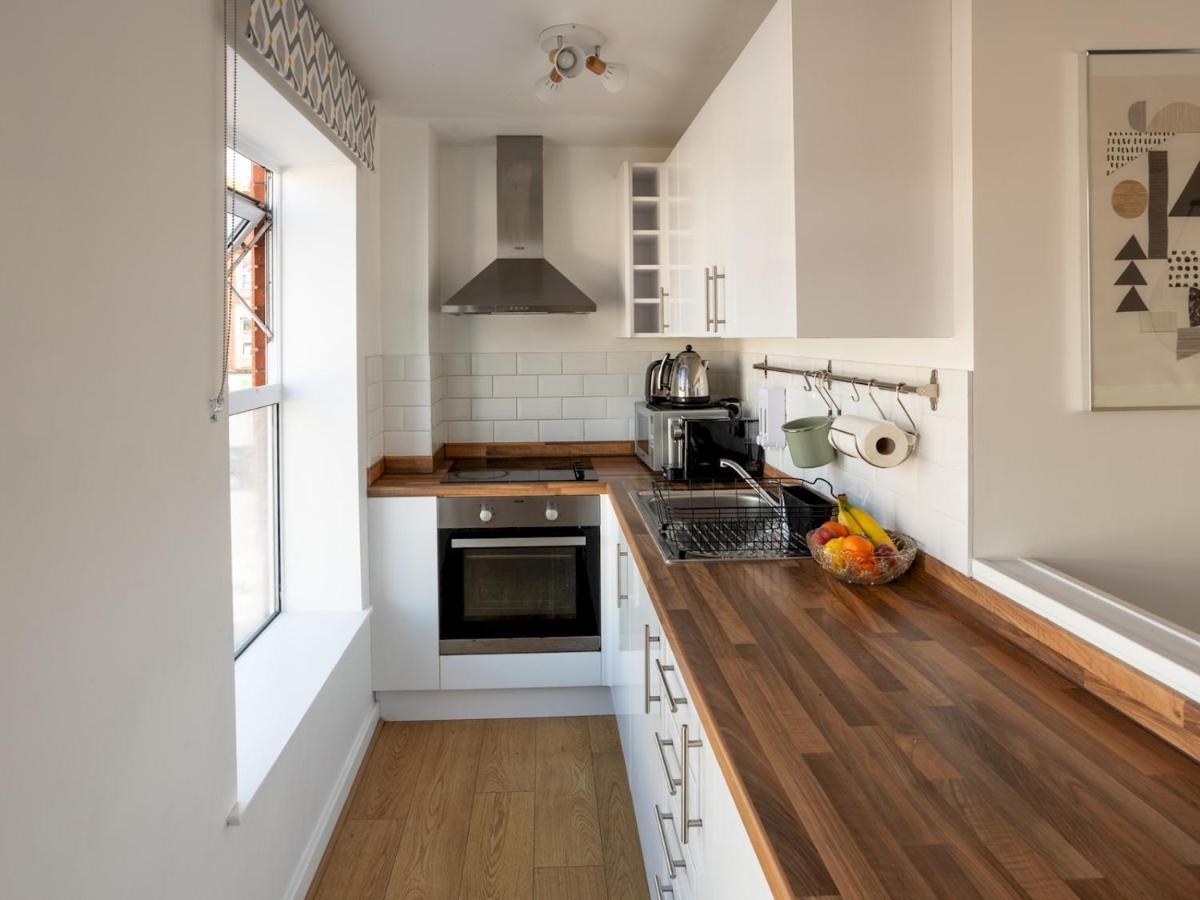 Pass The Keys Modern Stylish Apartment With Parking Bournemouth Exteriör bild